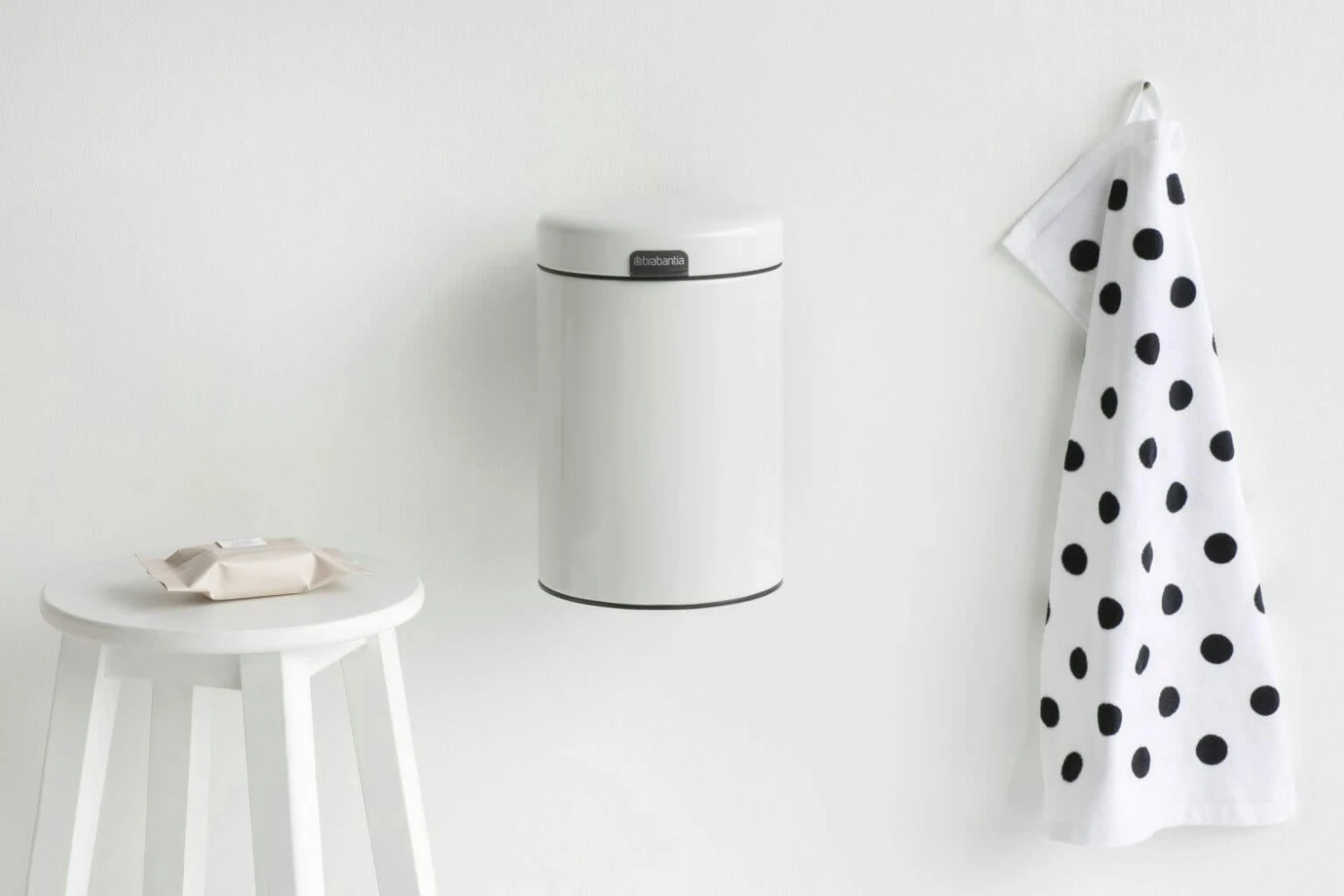 Brabantia Wandafvalemmer Newlcon 3 Liter White 5 Brabantia Wandafvalemmer Newlcon 3 Liter White - Afbeelding 5