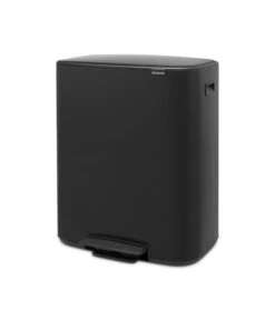 Brabantia Bo Pedaalemmer 60 Liter Matt Black 10 Brabantia Bo Pedaalemmer 60 Liter Matt Black -Tuinmeubelen & Barbecue Winkel Bo Pedal Bin 60L Matt Black 8710755211362 Brabantia 300dpi 6000x7000px 6 NR 16979