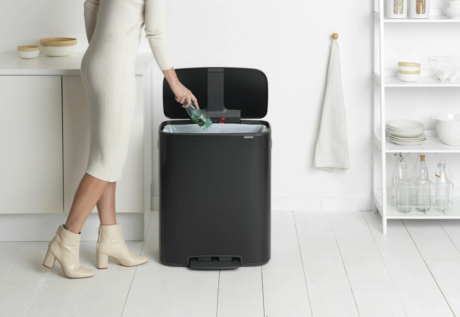 Brabantia Bo Pedaalemmer 60 Liter Matt Black 8 Brabantia Bo Pedaalemmer 60 Liter Matt Black - Afbeelding 8