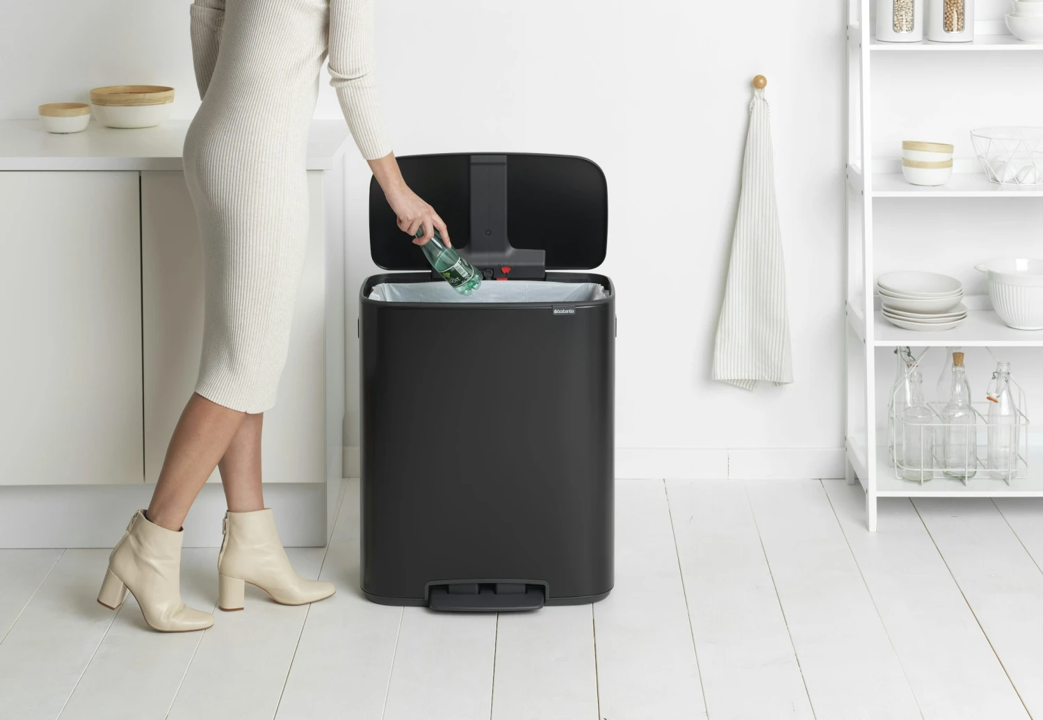 Brabantia Bo Pedaalemmer 60 Liter Matt Black 7 Brabantia Bo Pedaalemmer 60 Liter Matt Black - Afbeelding 7