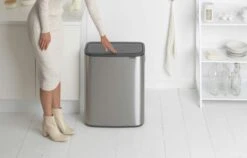 Brabantia Bo Touch Bin 2x30 Liter Matt Steel Fingerprint Proof -Tuinmeubelen & Barbecue Winkel Bo Touch Bin 2 x 30L Matt Steel Fingerprint Proof 8710755221422 Brabantia 300dpi 6878x4393px 6 NR 14414