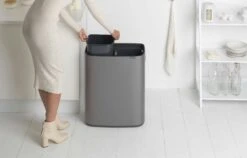Brabantia Bo Touch Bin 2x30 Liter Platinum -Tuinmeubelen & Barbecue Winkel Bo Touch Bin 2 x 30L Platinum 8710755221521 Brabantia 300dpi 6878x4393px 6 NR 14452