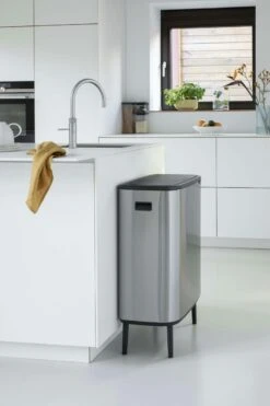 Brabantia Bo Touch Bin Hi 60 Liter Matt Steel Fingerprintproof -Tuinmeubelen & Barbecue Winkel Bo Touch Bin Hi 60L Matt Steel Fingerprint Proof 8710755130267 Brabantia 300dpi 4480x6720px 6 NR 14860