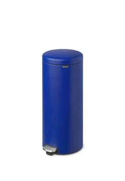 Brabantia Pedaalemmer Newlcon 30 Liter Mineral Powerful Blue -Tuinmeubelen & Barbecue Winkel NewIcon Pedal Bin 30L Mineral Powerful Blue 8710755207945 Brabantia 72dpi 4500x6500px 6 NR 26644