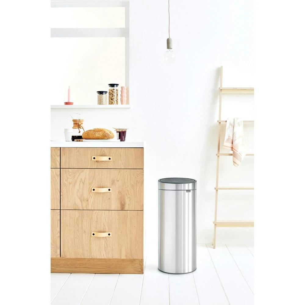 Brabantia Touch Bin New 30 Liter Matt Steel 4 Brabantia Touch Bin New 30 Liter Matt Steel - Afbeelding 4